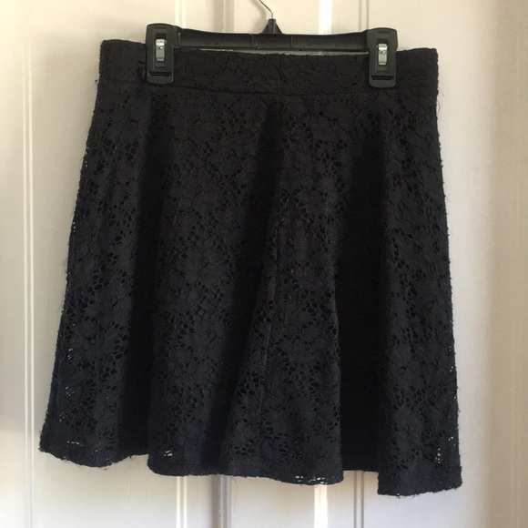 Justify Mini Skirt - Picture 2 of 5